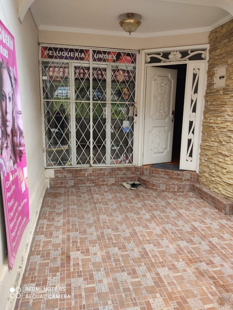 9e51b583-098f-472d-b901-c2d53b0b0568