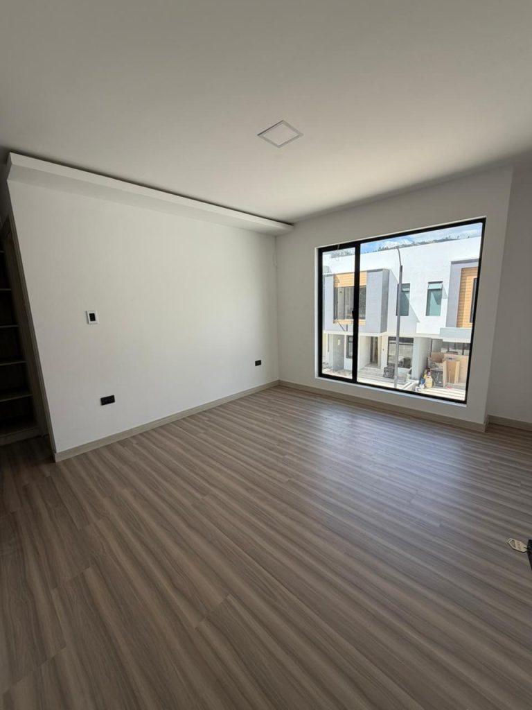 CASA BELLA-MASTER-BAÑO-1