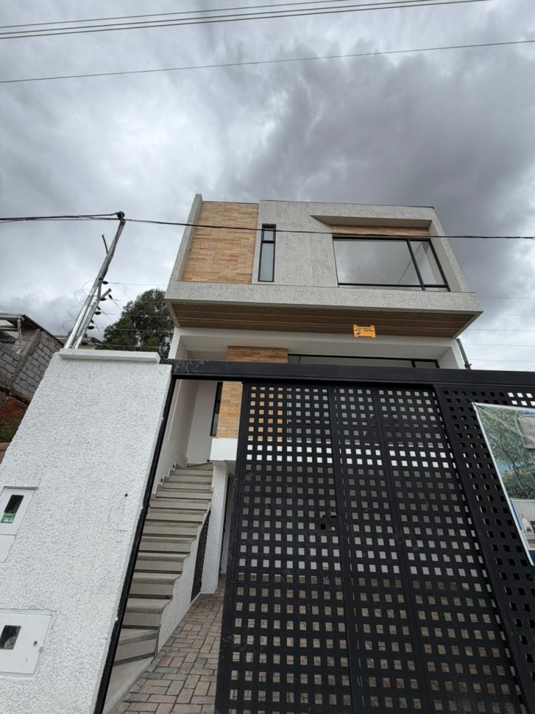 p3175-misicata-emov-1