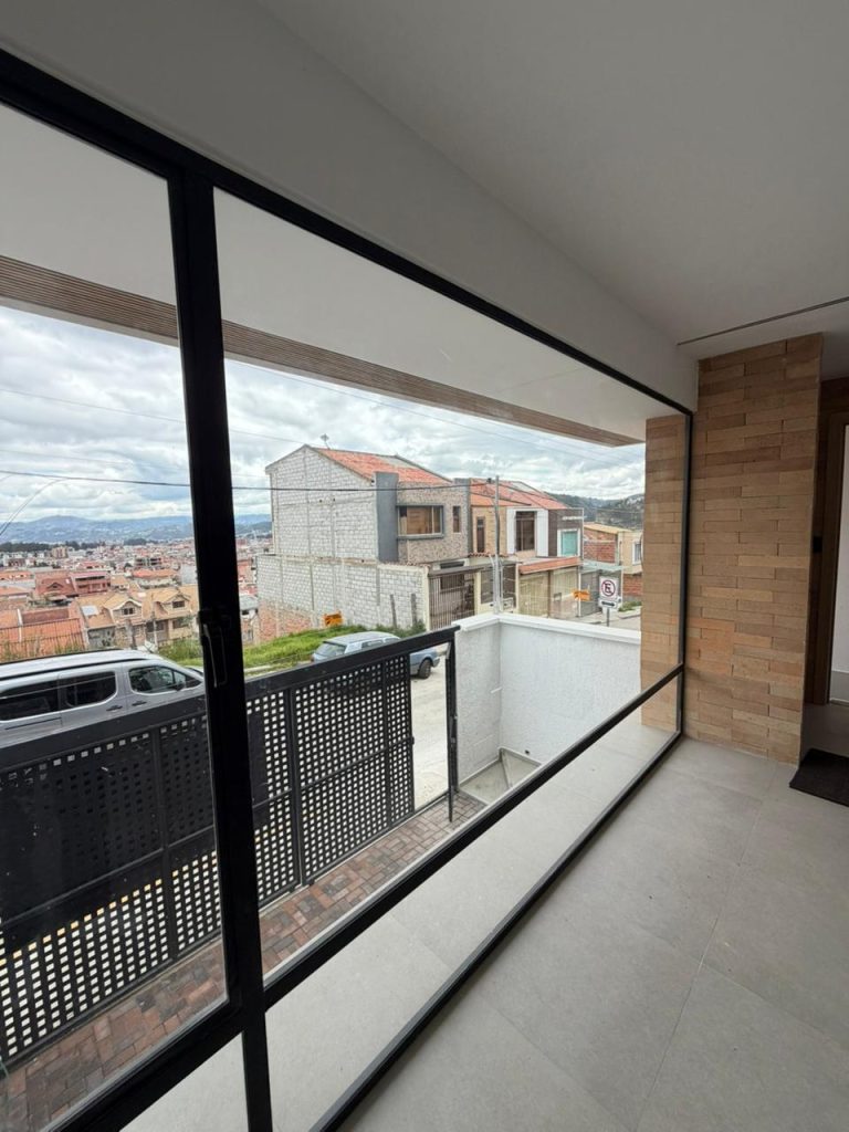 p3175-misicata-emov-5