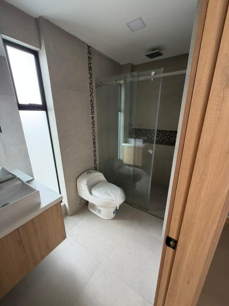 p3175-misicata-emov-7